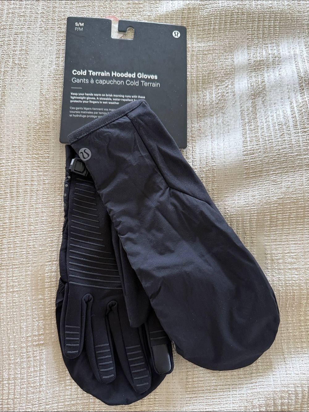 Lululemon Cold Terrain Hooded Gloves - Black